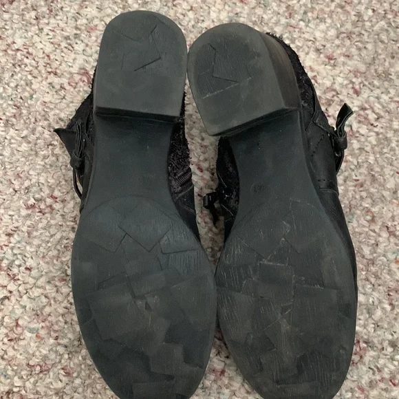 MJUS boots - Picture 9 of 10